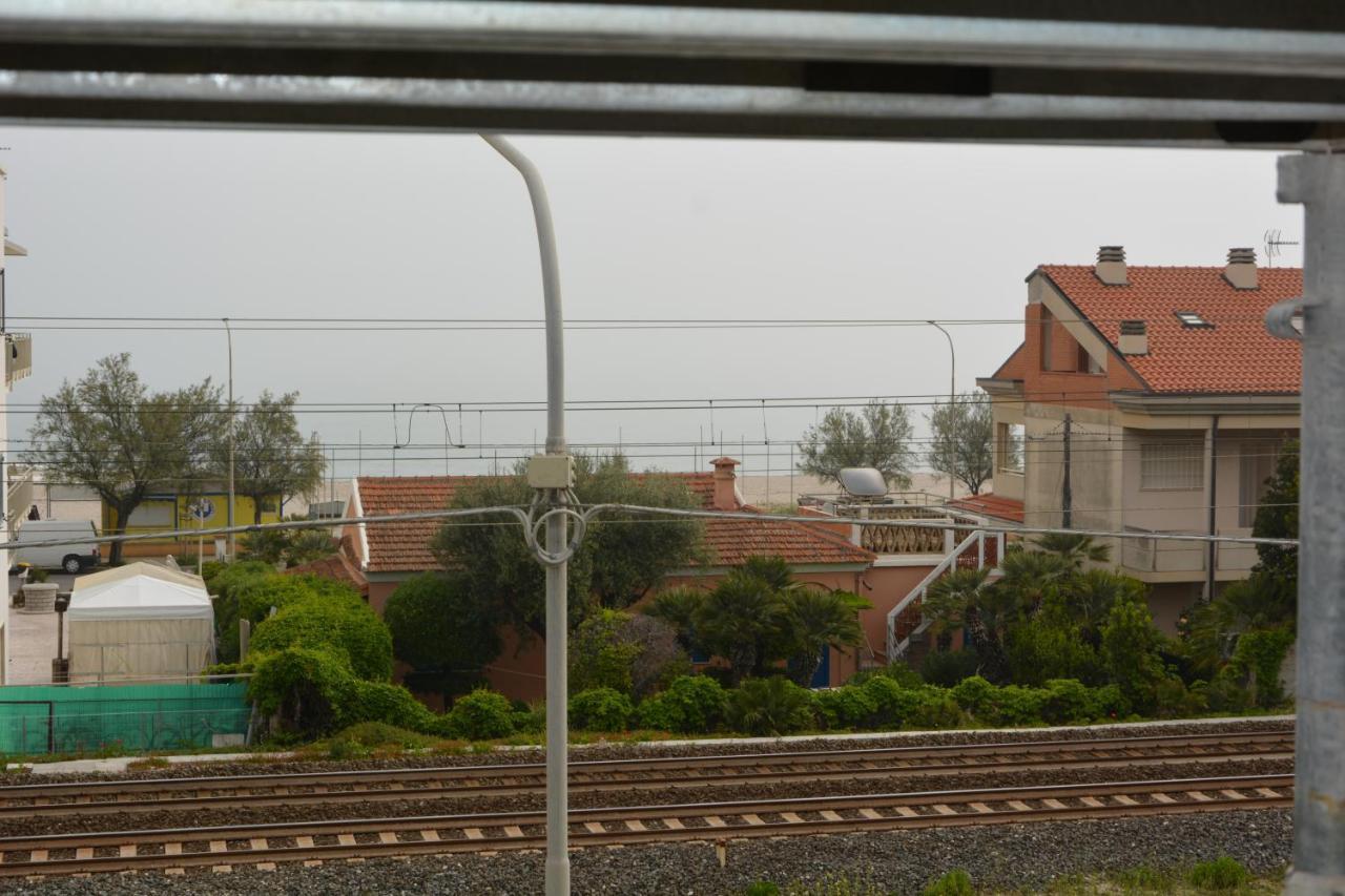 Appartamento Al 30 Marzocca di Senigallia Εξωτερικό φωτογραφία